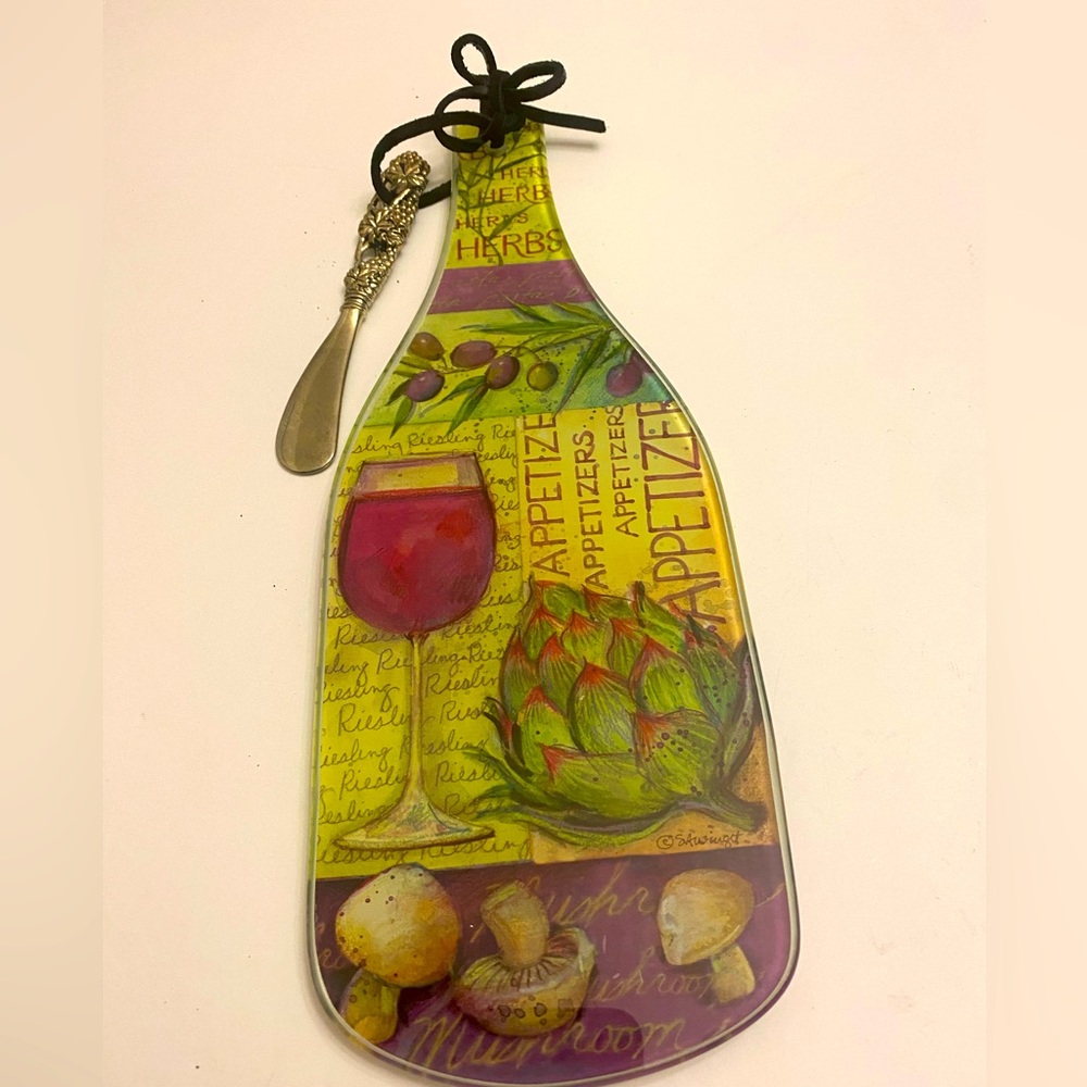 Vintage Glass Wine Bottle Shape Decoration Red Wine Veggie Pattern Cheese Cutter